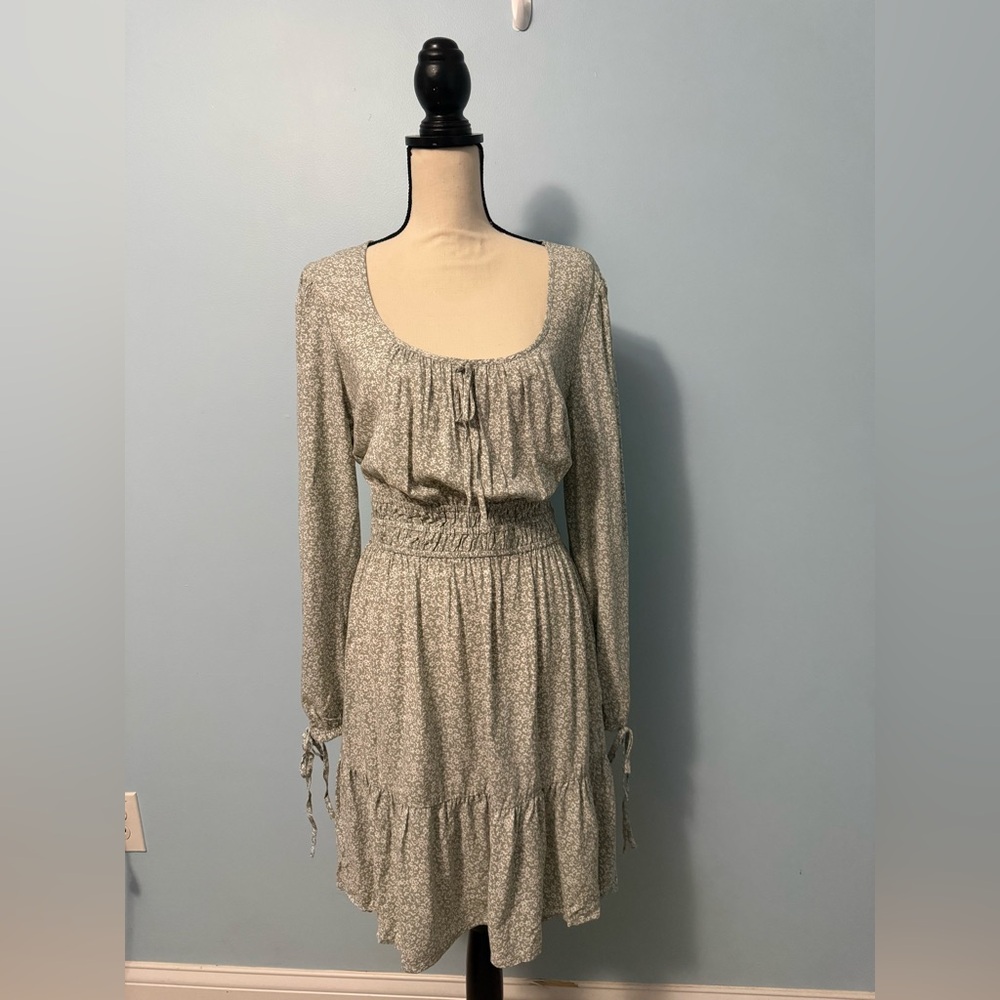 Angels Green and White Floral Long Sleeve Dress NWT